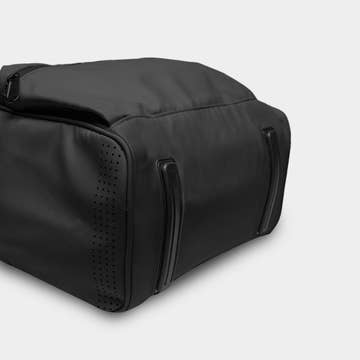 Cascade Backpack - Standard - Black