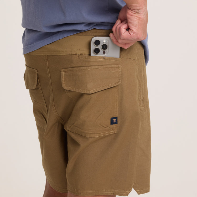 Layover Traveler Shorts, Dark Khaki