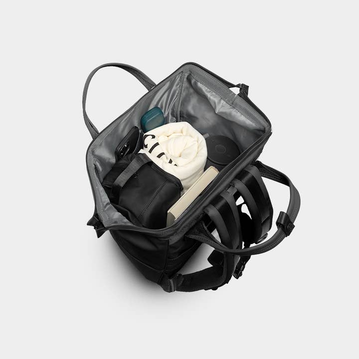 Cascade Backpack - Standard - Black
