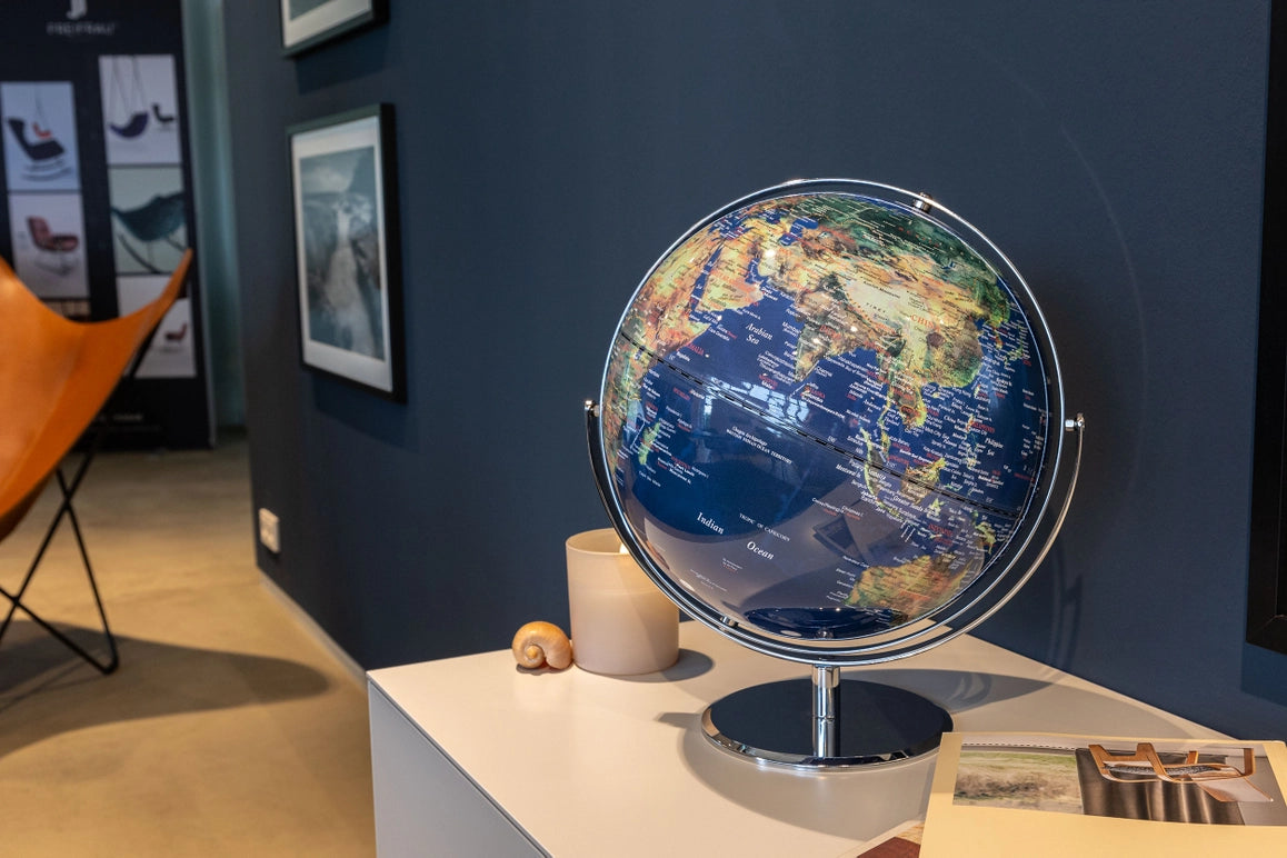 Dual Axis Globe - Color/Chrome