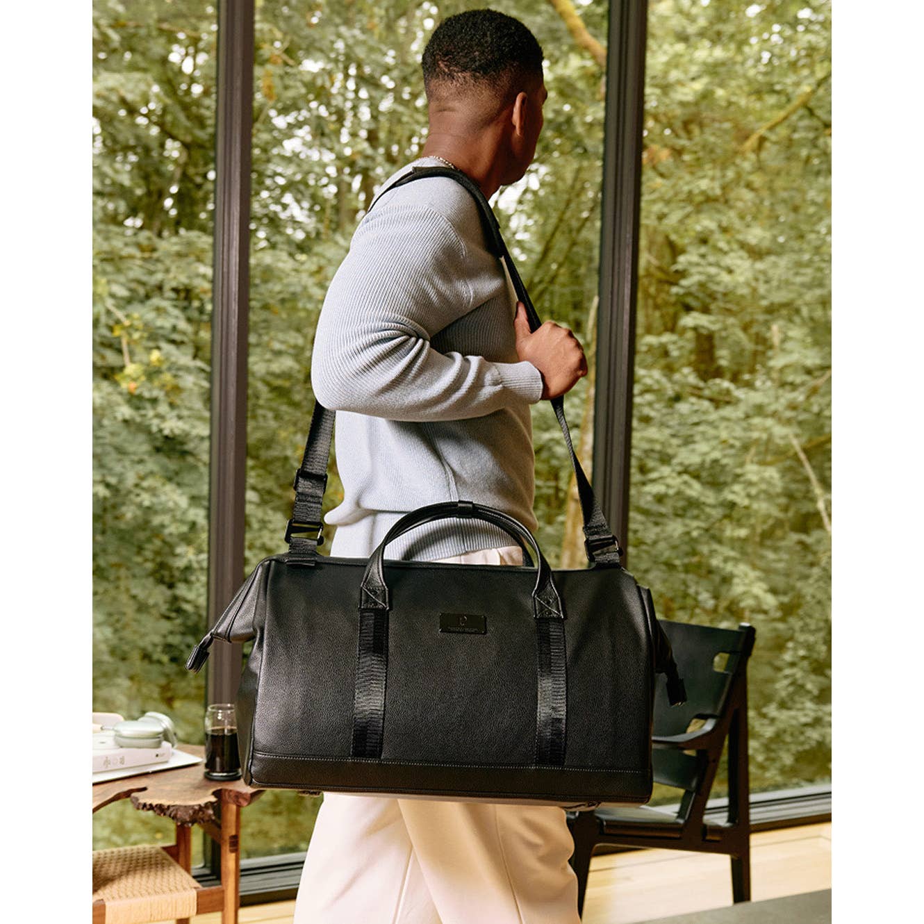 Cascade Duffle Bag - Black Leatherlite