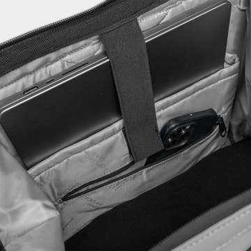 Cascade Backpack - Compact - Black