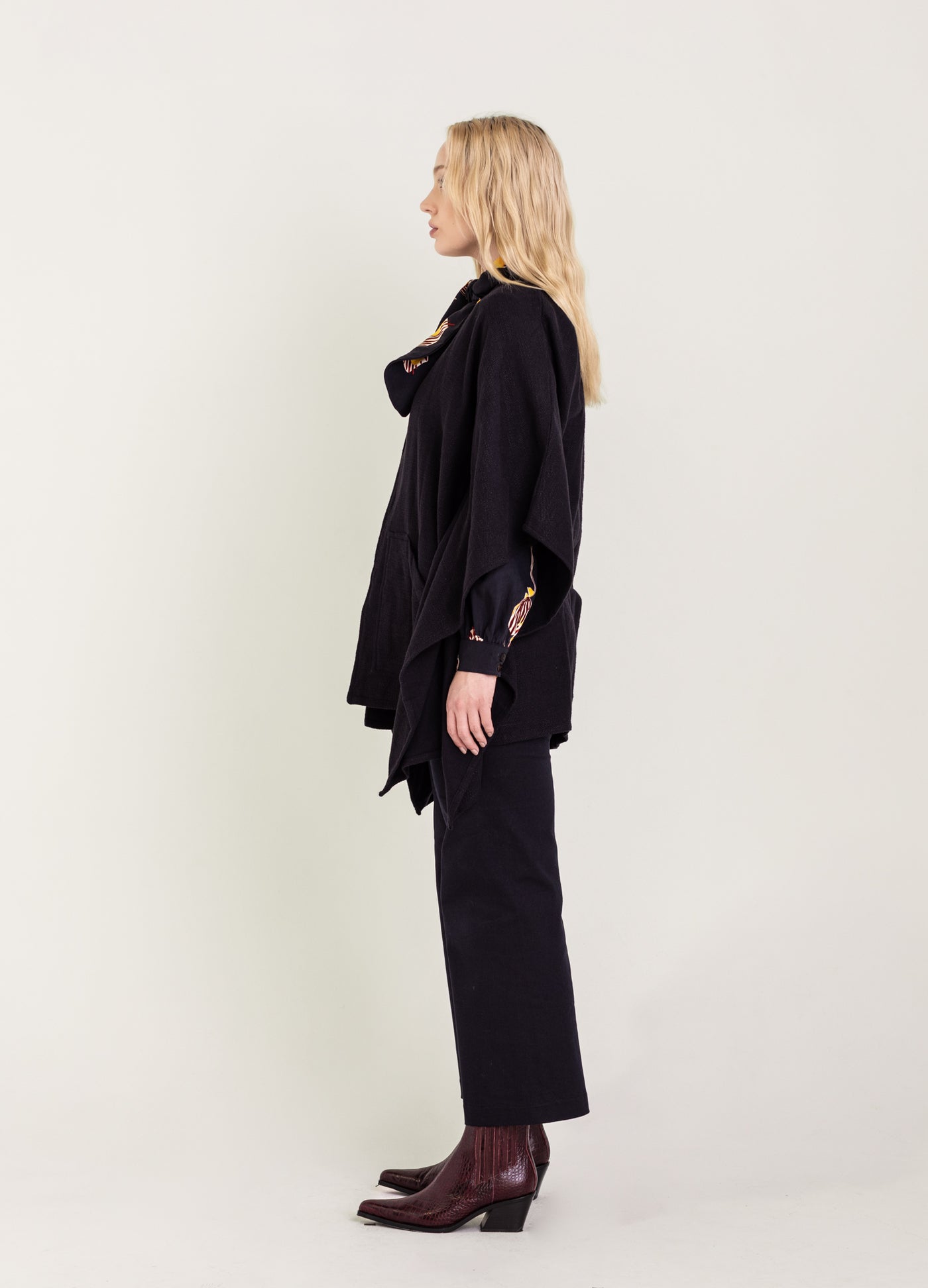 Nash Duster, Black