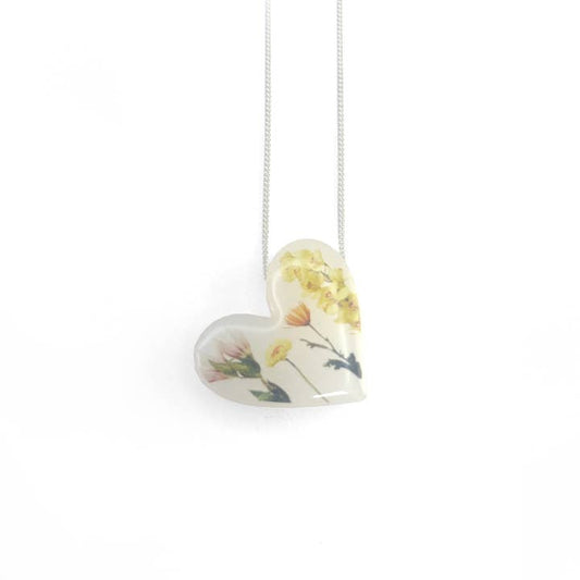 White Heart Bouquet Necklace
