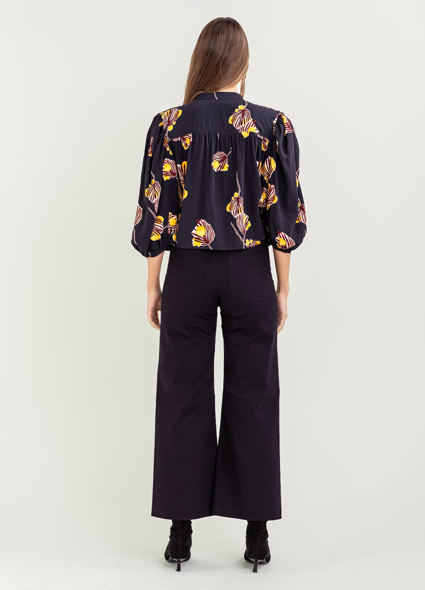 Tabitha Top, Black Aralia
