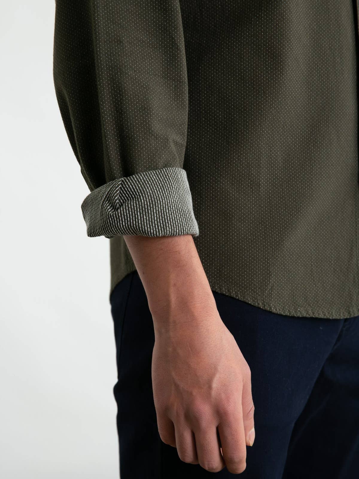 Sutton Slim Shirt in Dark Olive Dobby