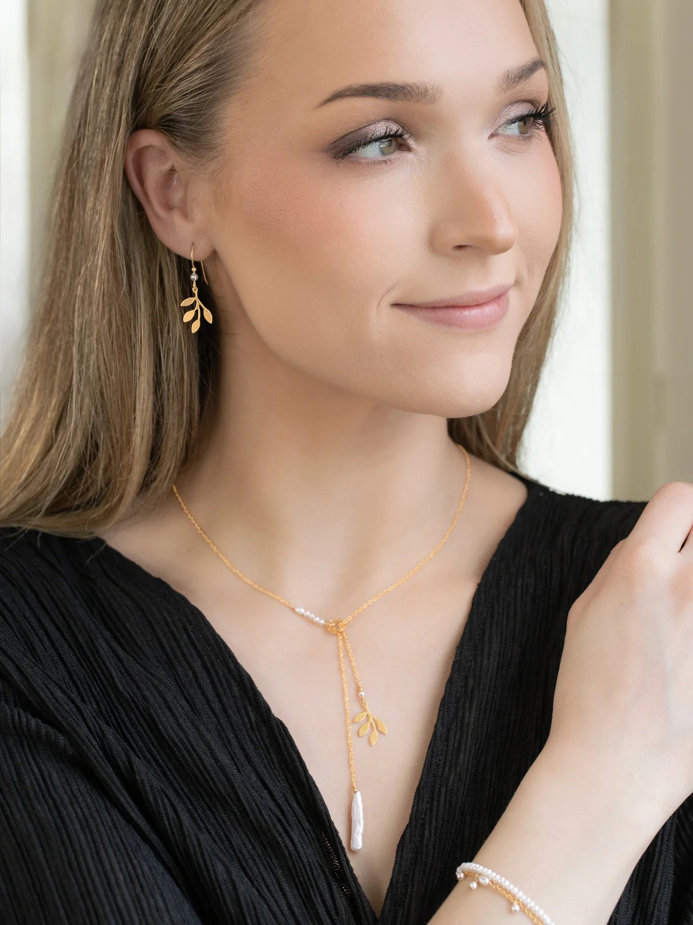 Signature Holly Earrings